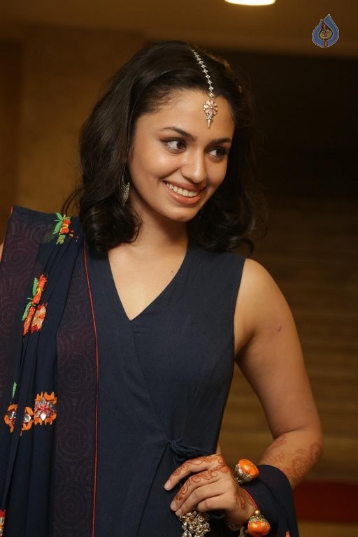 Malavika Nair New Photos - 11 / 63 photos