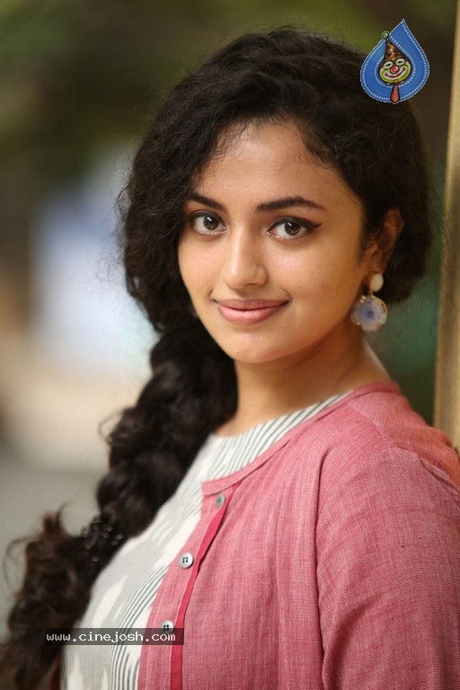 Malavika Nair New Photos - 25 / 32 photos