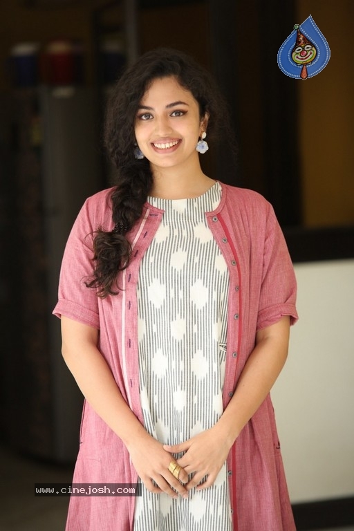 Malavika Nair New Photos - 31 / 32 photos