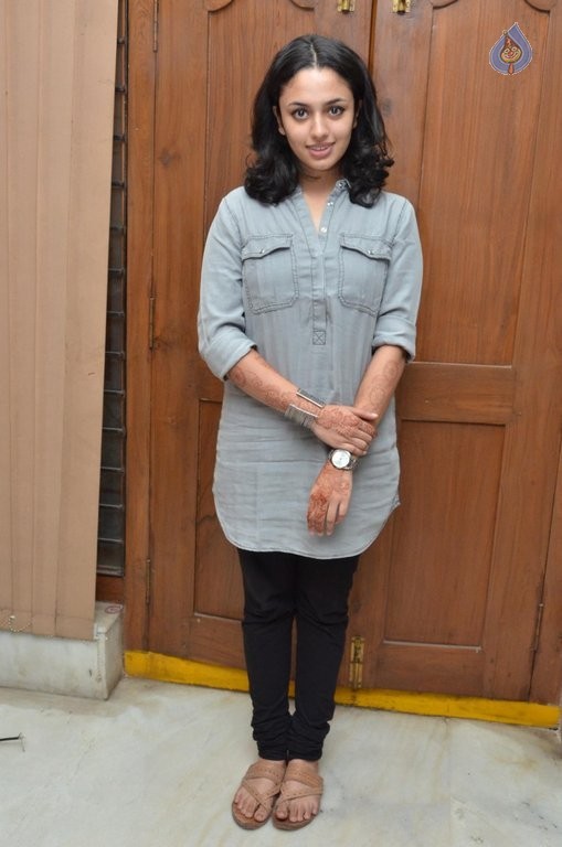 Malavika Nair New Pics - 49 / 50 photos