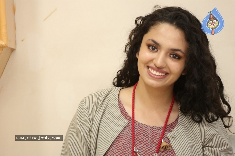 Malavika Nair Stills - 21 / 42 photos