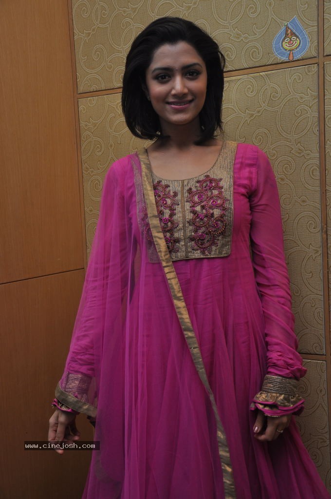 Mamta Mohandas Stills - 19 / 38 photos
