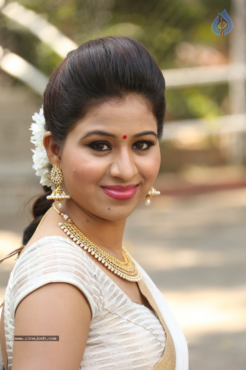 Manali Rathod New Photos - 37 / 58 photos