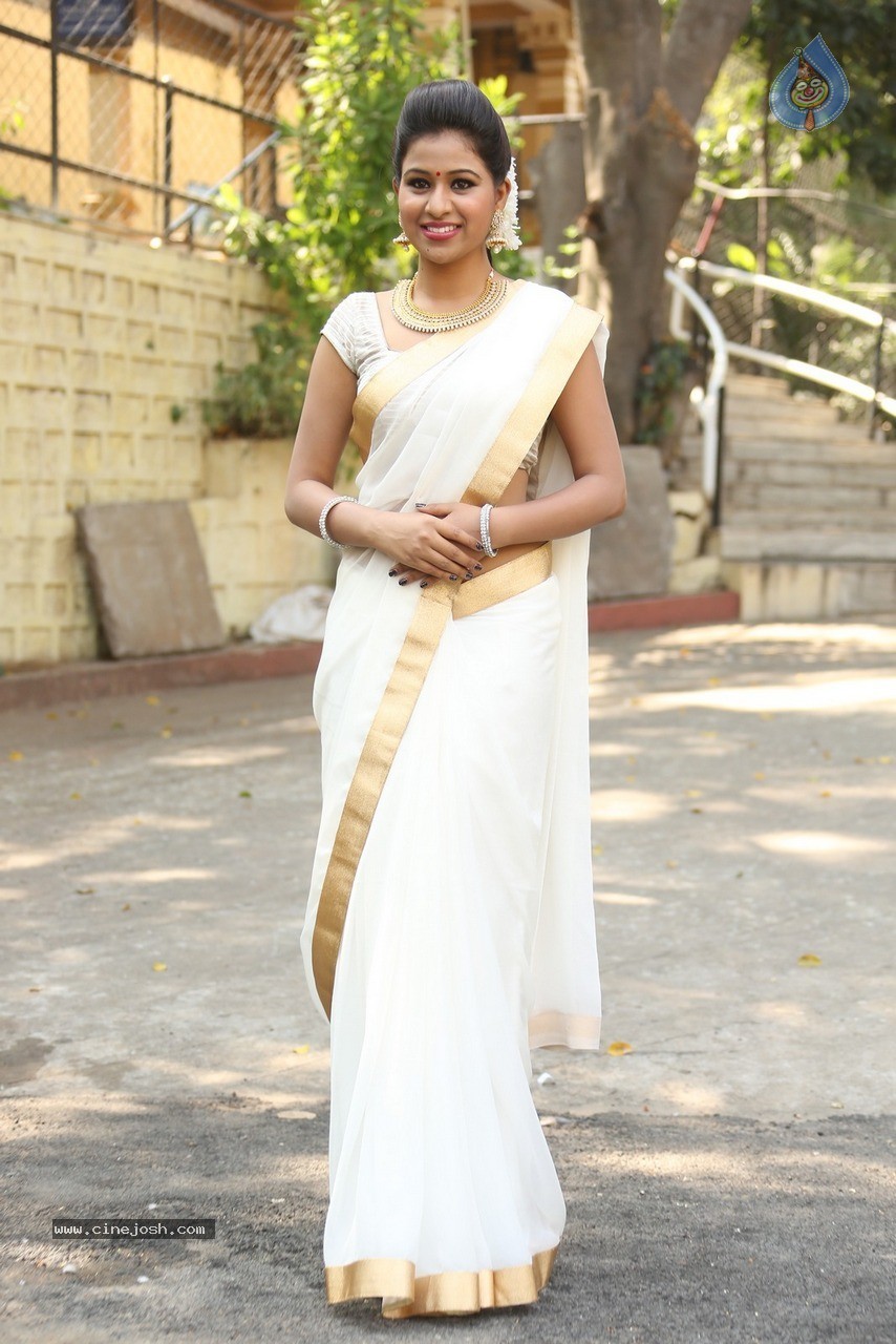Manali Rathod New Photos - 54 / 58 photos