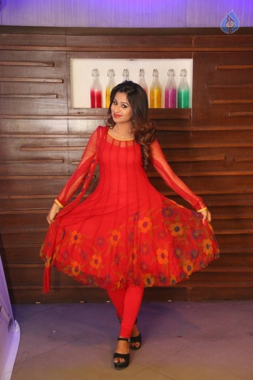 Manali Rathod New Photos - 13 / 50 photos