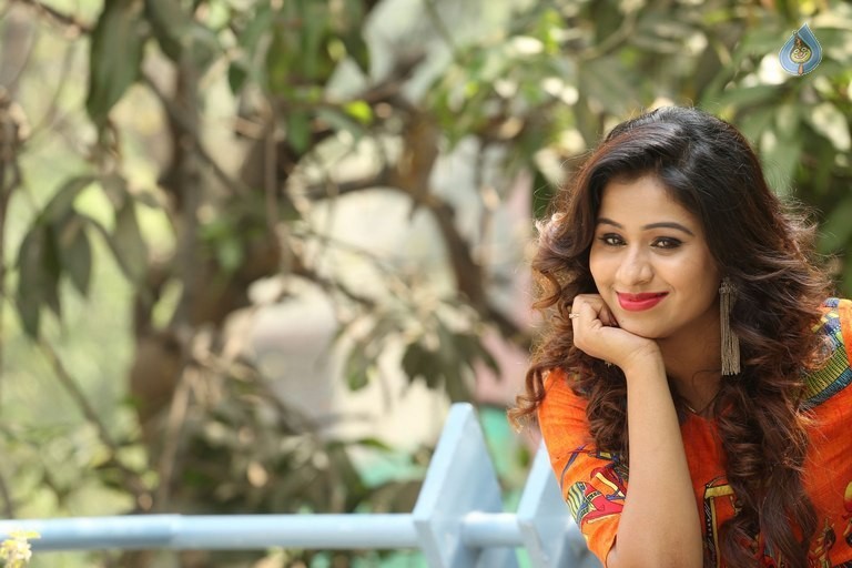 Manali Rathod New Pics - 25 / 35 photos