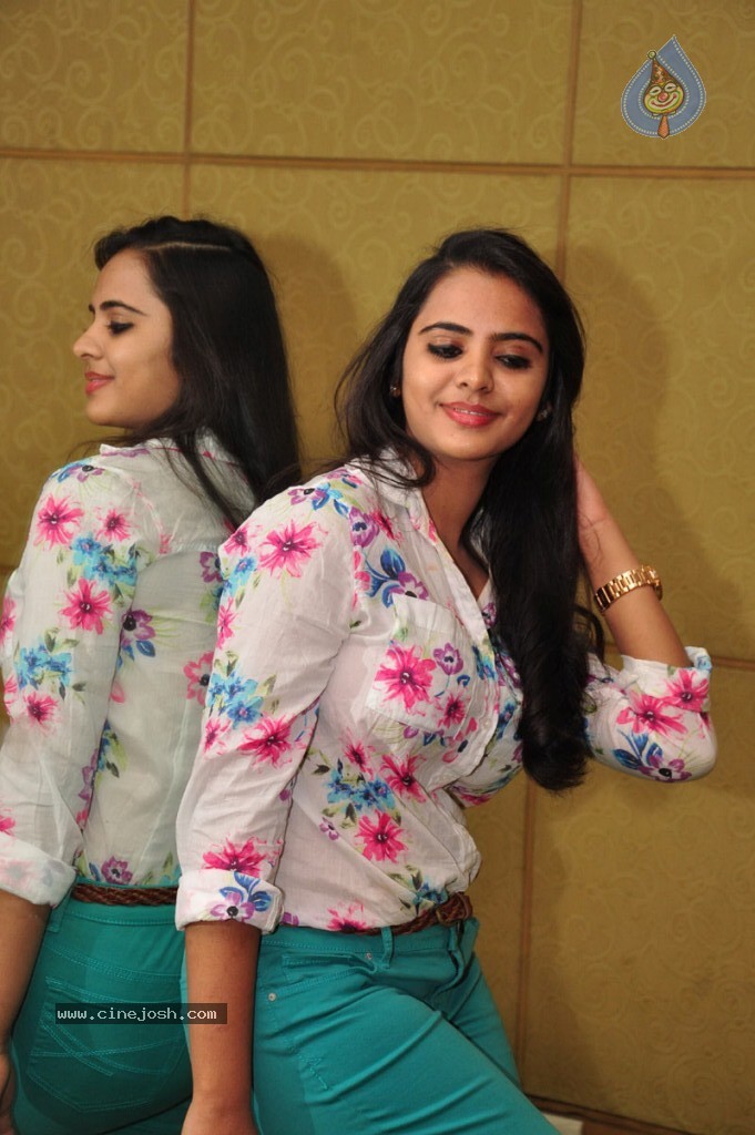 Manasa New Stills - 2 / 59 photos