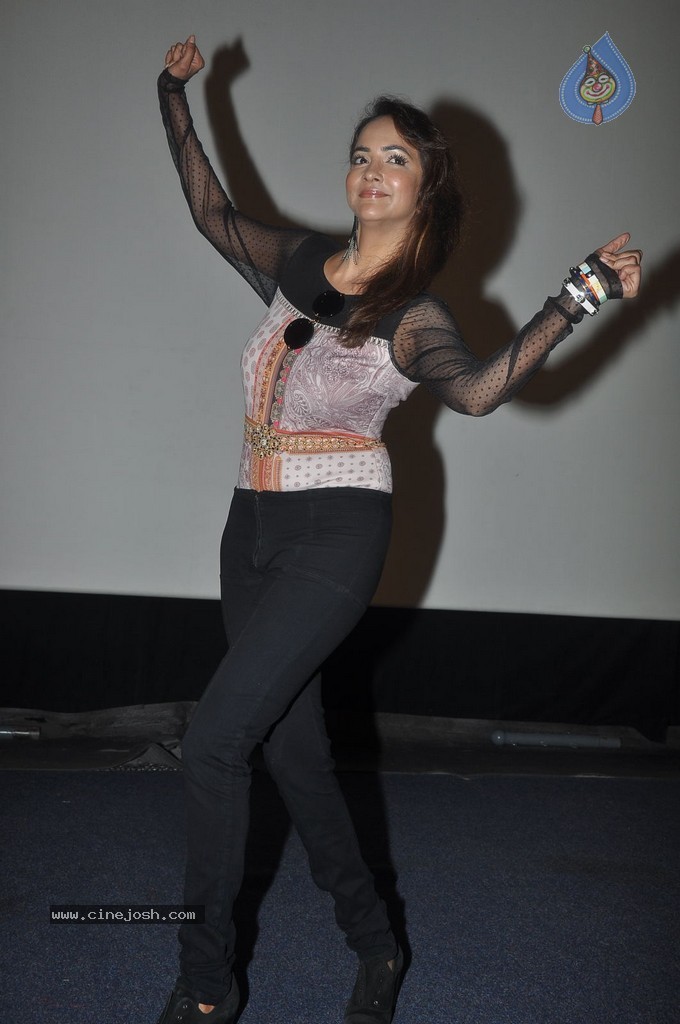 Manchu Lakshmi Latest Gallery - 42 / 118 photos