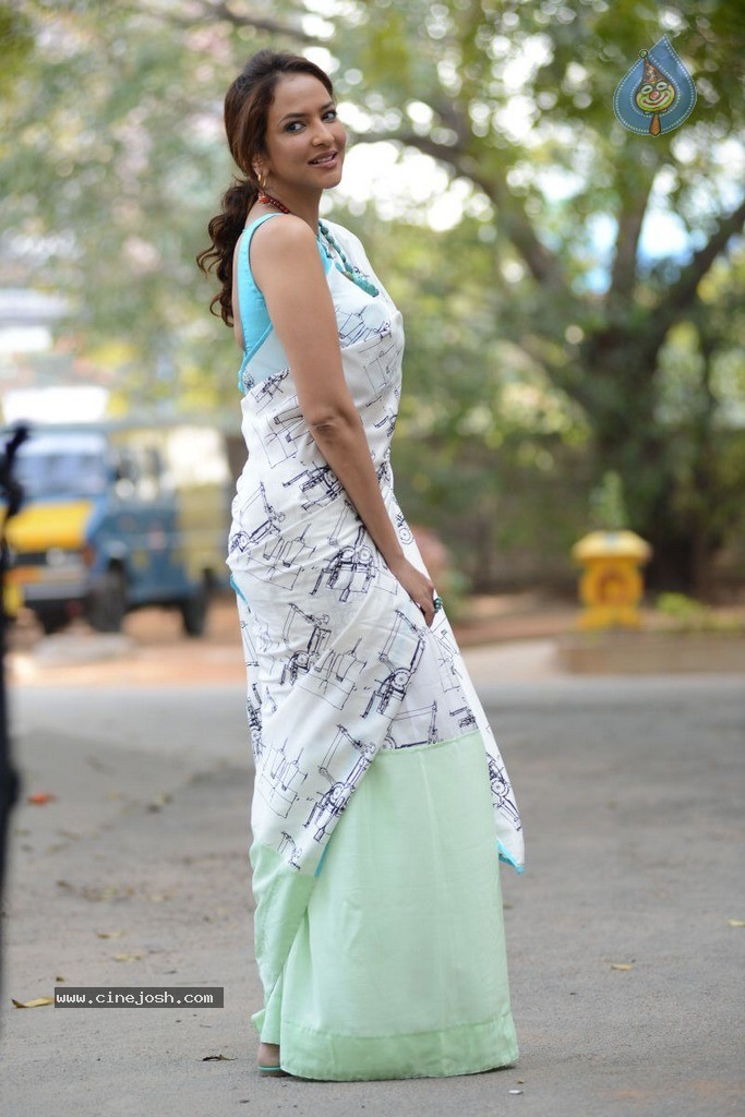 Manchu Lakshmi New Photos - 26 / 60 photos