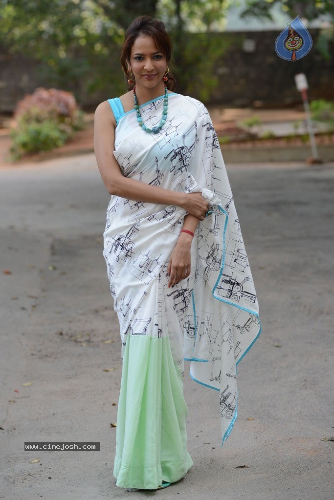 Manchu Lakshmi New Photos - 37 / 60 photos