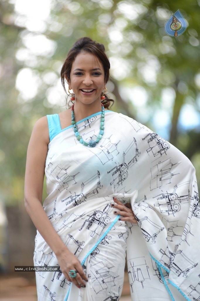 Manchu Lakshmi New Photos - 45 / 60 photos