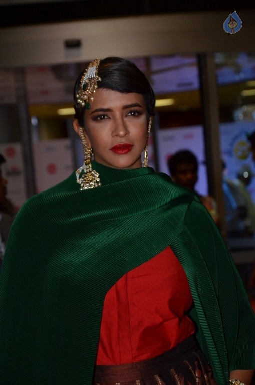 Manchu Lakshmi New Pics - 18 / 30 photos