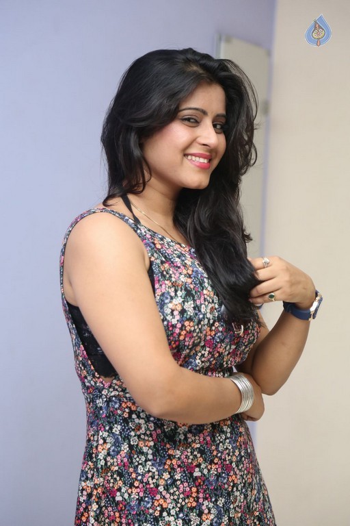 Manisha Tagore Photos - 27 / 42 photos