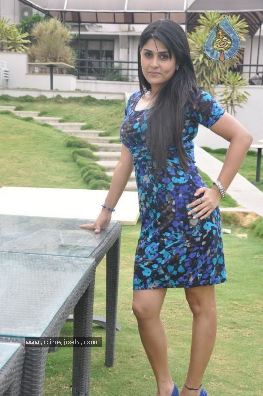 Manjulika Latest Stills - 24 / 96 photos