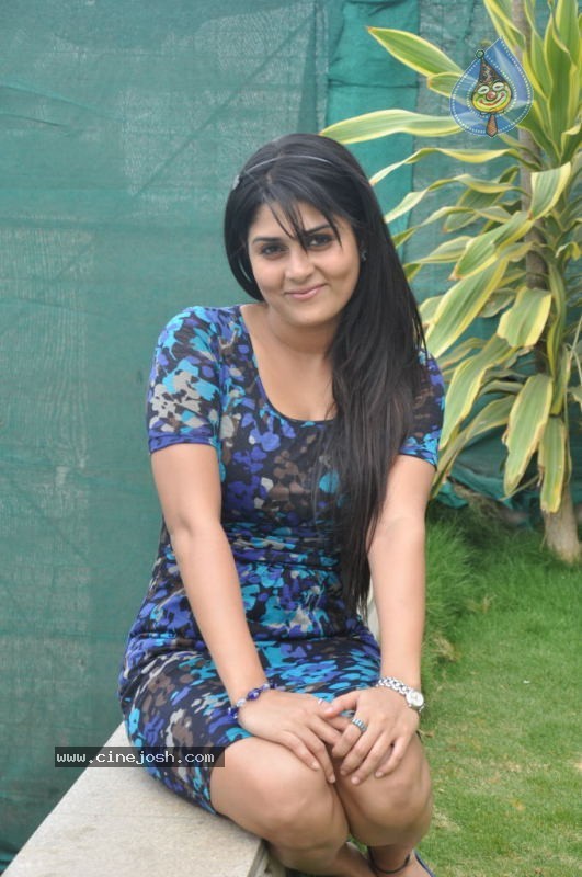 Manjulika Latest Stills - 43 / 96 photos