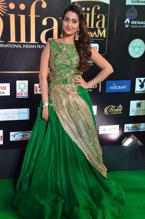 Manjusha at IIFA 2017 - 6 / 31 photos