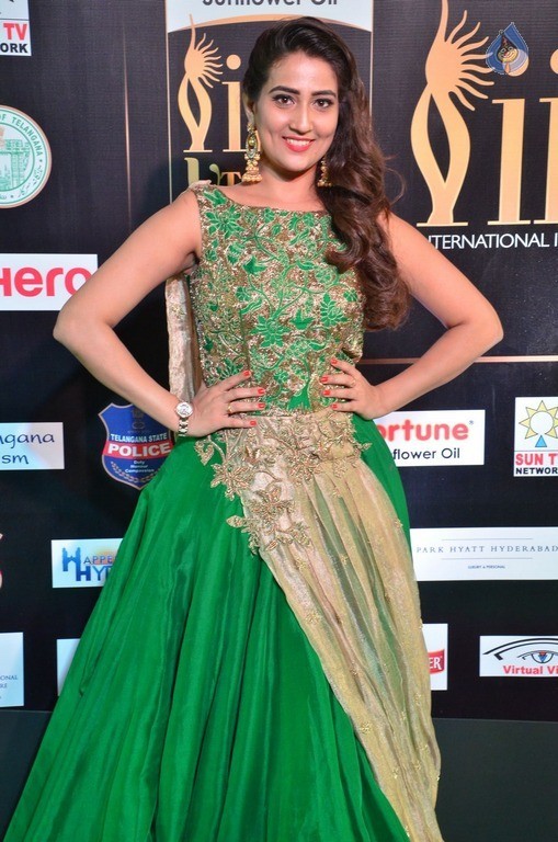 Manjusha at IIFA 2017 - 9 / 31 photos