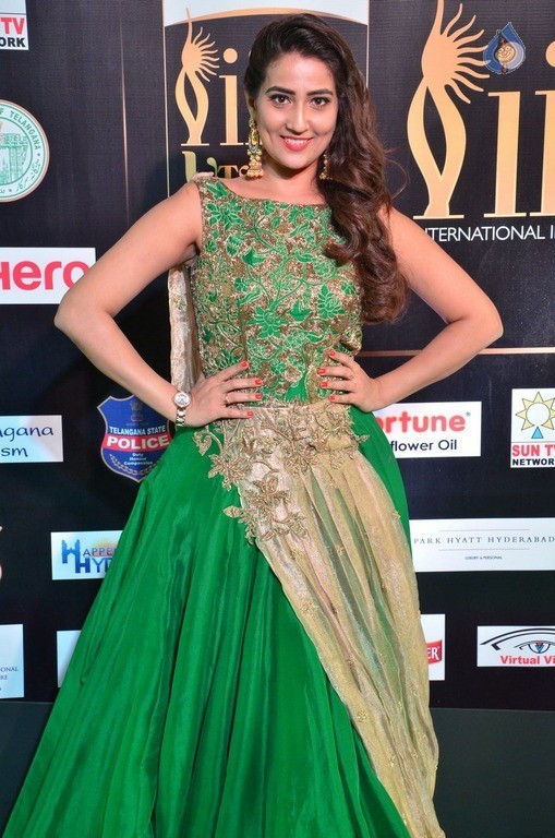 Manjusha at IIFA 2017 - 16 / 31 photos