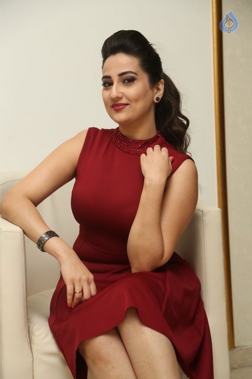 Manjusha Latest Photos - 32 / 42 photos