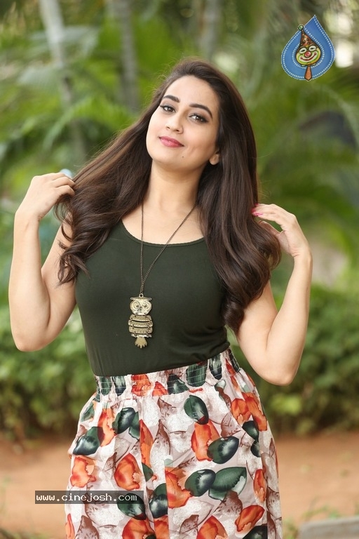 Manjusha Latest Photos - 6 / 17 photos