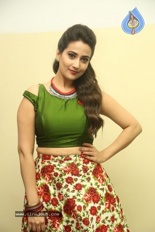 Manjusha New Gallery - 25 / 30 photos
