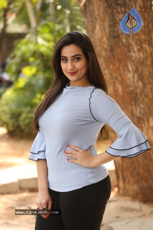 Manjusha New Photos - 6 / 15 photos