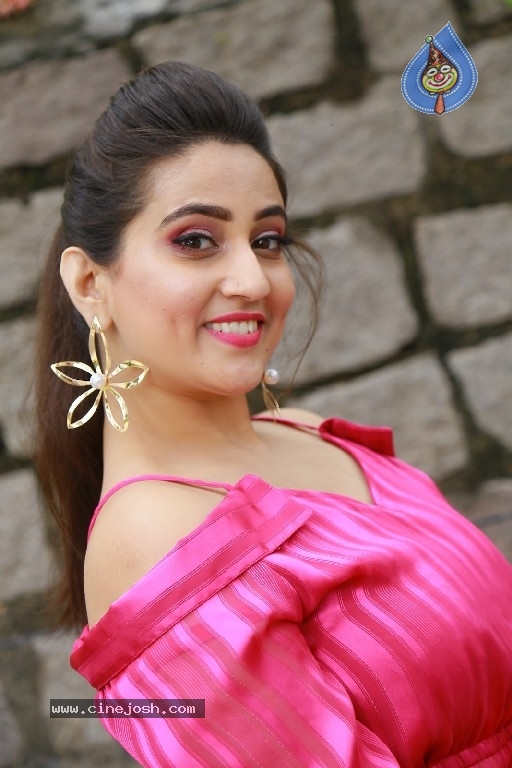 Manjusha Photos - 2 / 21 photos