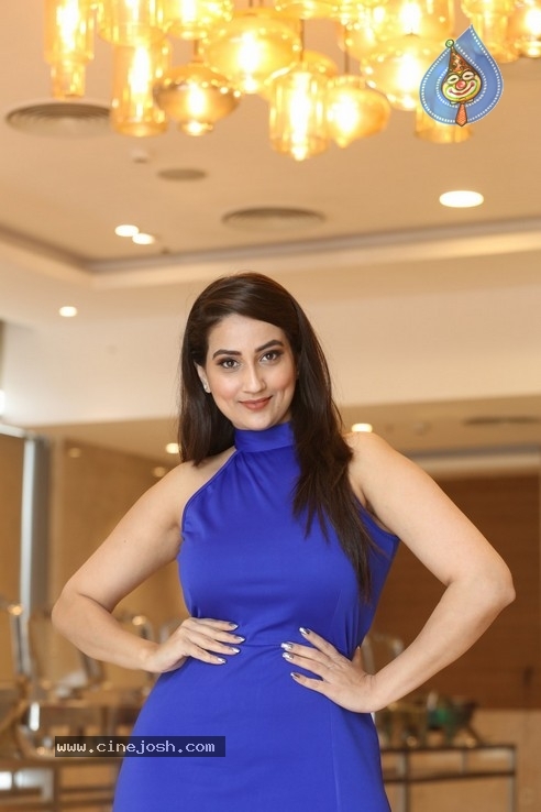 Manjusha Photos - 4 / 21 photos