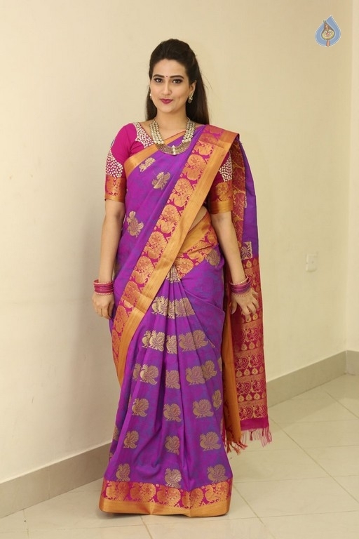 Manjusha Stills - 40 / 42 photos
