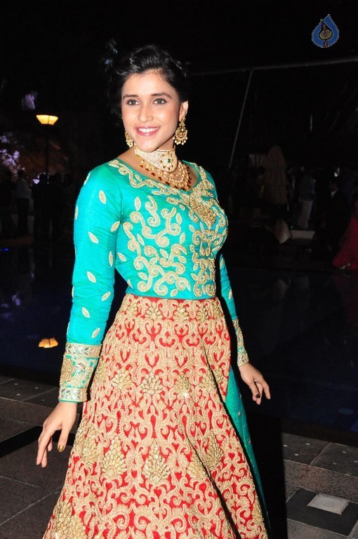Mannara Chopra Latest Gallery - 40 / 40 photos