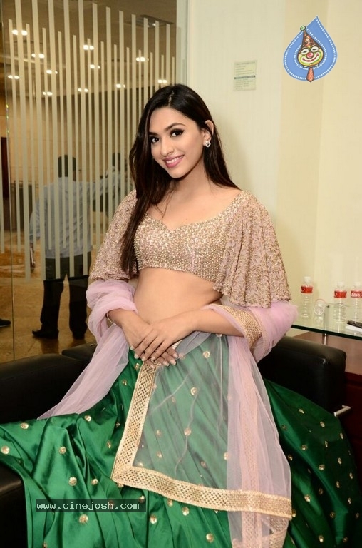 Mannath Singh Photos - 20 / 20 photos
