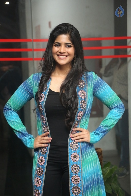Megha Akash New Stills - 10 / 13 photos