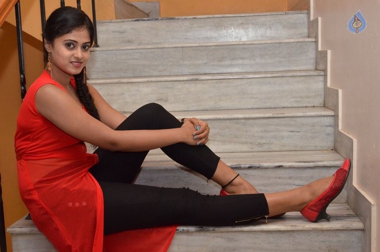Megha Shree Latest Photos - 42 / 50 photos