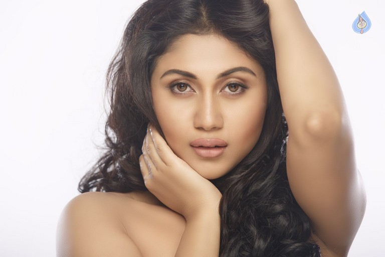 Meghali Photo Shoot Photos - 6 / 6 photos