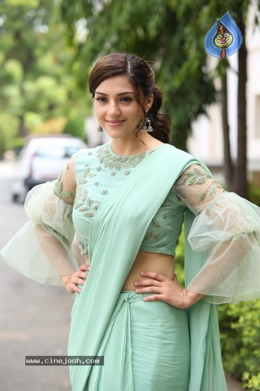 Mehrene Kaur Pirzada Latest Photos - 9 / 18 photos