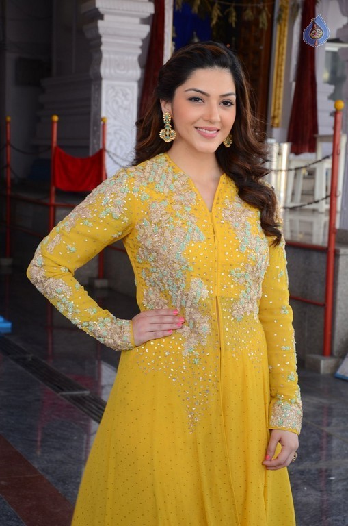 Mehrene Kaur Pirzada Photos - 26 / 42 photos