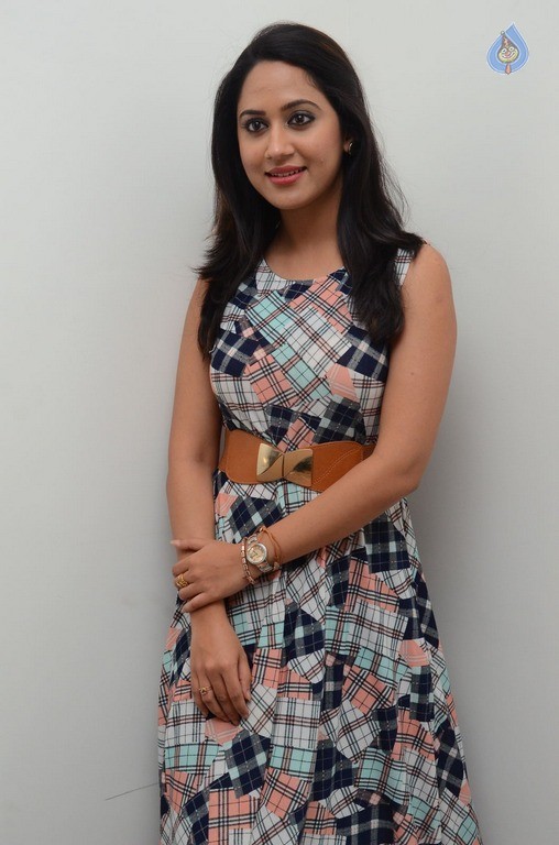 Mia George Latest Gallery - 21 / 42 photos