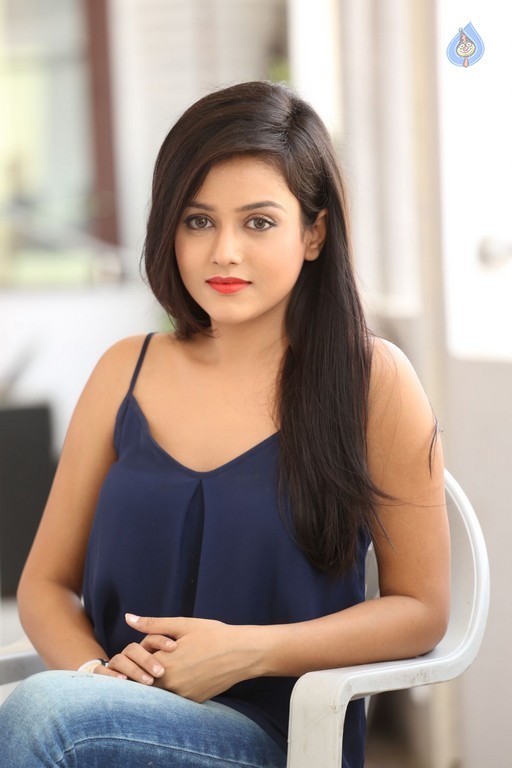 Mishti Chakraborty Images - 23 / 51 photos