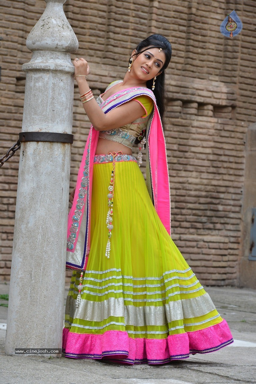 Mishti Chakraborty New Photos - 24 / 90 photos