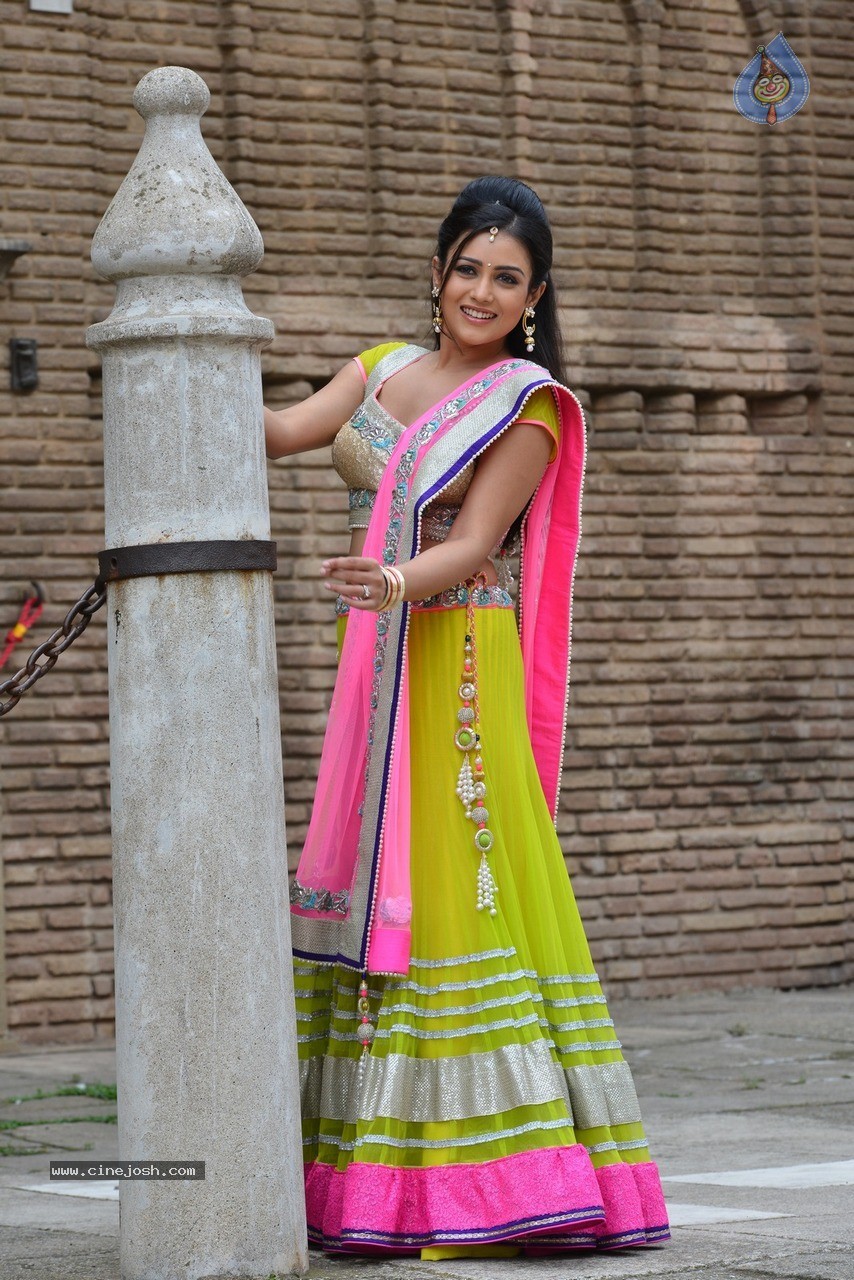 Mishti Chakraborty New Photos - 48 / 90 photos