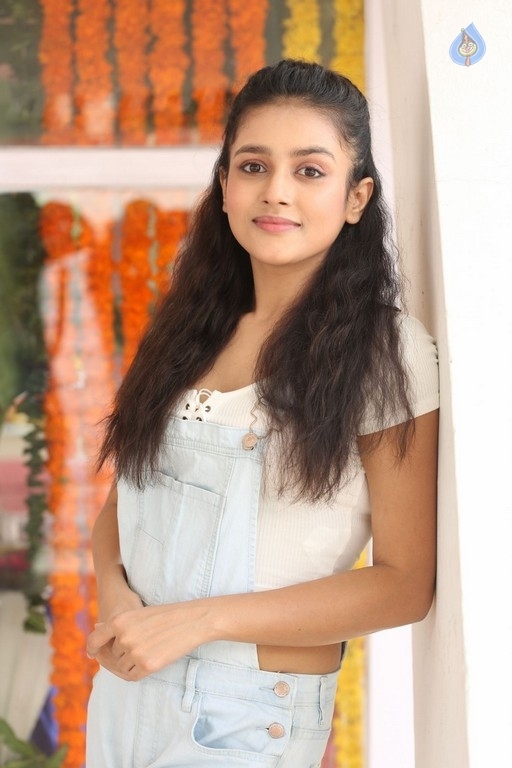 Mishti New Photos - 25 / 31 photos