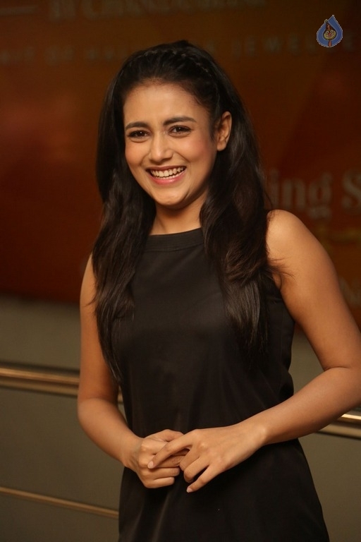 Mishti New Photos - 7 / 29 photos