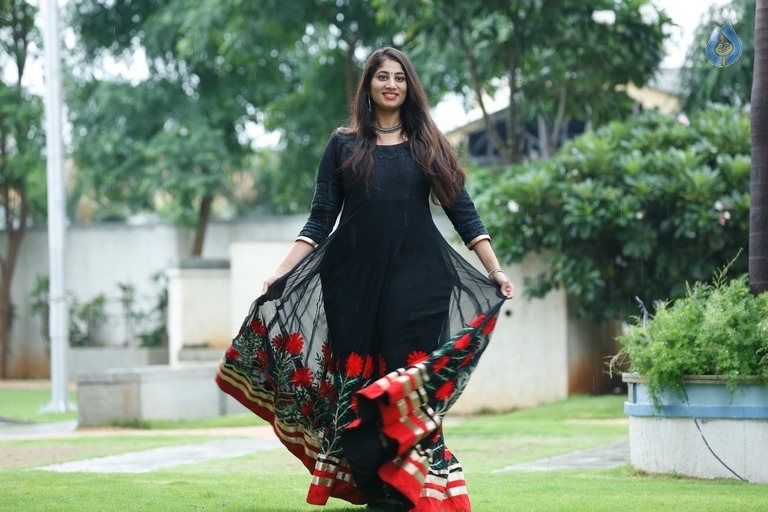 Miss India Asia Pacific 2017 Manasa Jonnalagadda Images - 19 / 29 photos