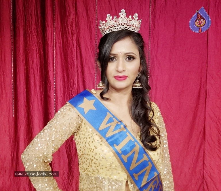 Miss USA Jo Sharma Photos - 16 / 21 photos