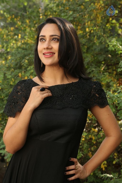 Miya George New Gallery - 37 / 62 photos