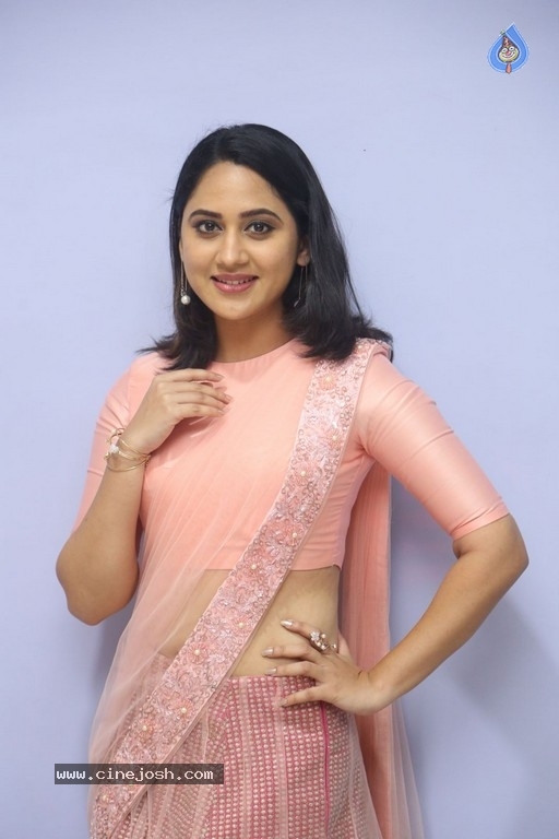 Miya George Photos - 17 / 33 photos