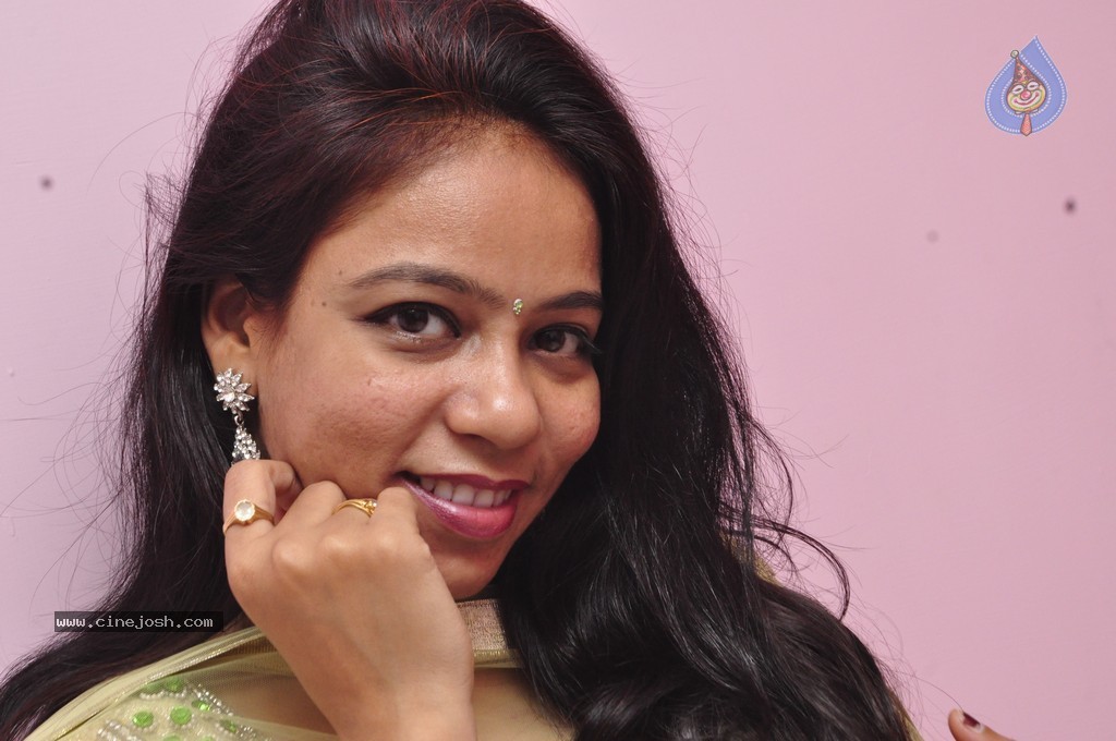 MM Sreelekha Latest Stills - 7 / 9 photos