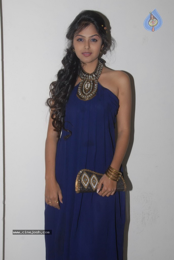 Monal Gajjar Latest Stills  - 2 / 50 photos
