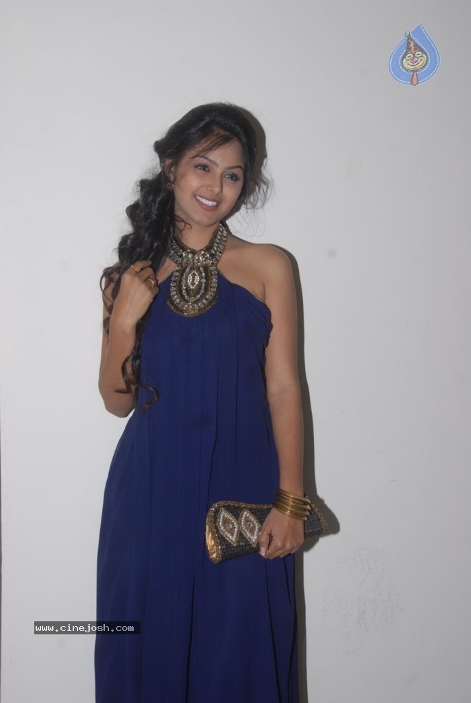 Monal Gajjar Latest Stills  - 36 / 50 photos