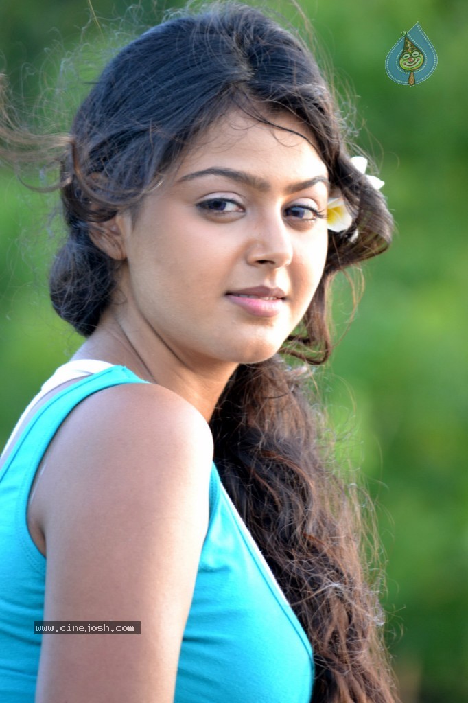 Monal Gajjar New Photos - 26 / 70 photos